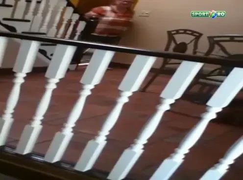 TRANSFORMAREA cu care si-a socat familia! Nu l-au vazut timp de un an si a slabit 60 de kilograme! Reactia parintilor e dementiala: VIDEO