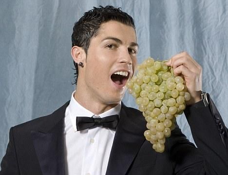 SURPRIZA Cristiano Ronaldo este 1/8 african! Vezi pentru ce tara putea sa joace si ce africani joaca in nationalele din Europa_1