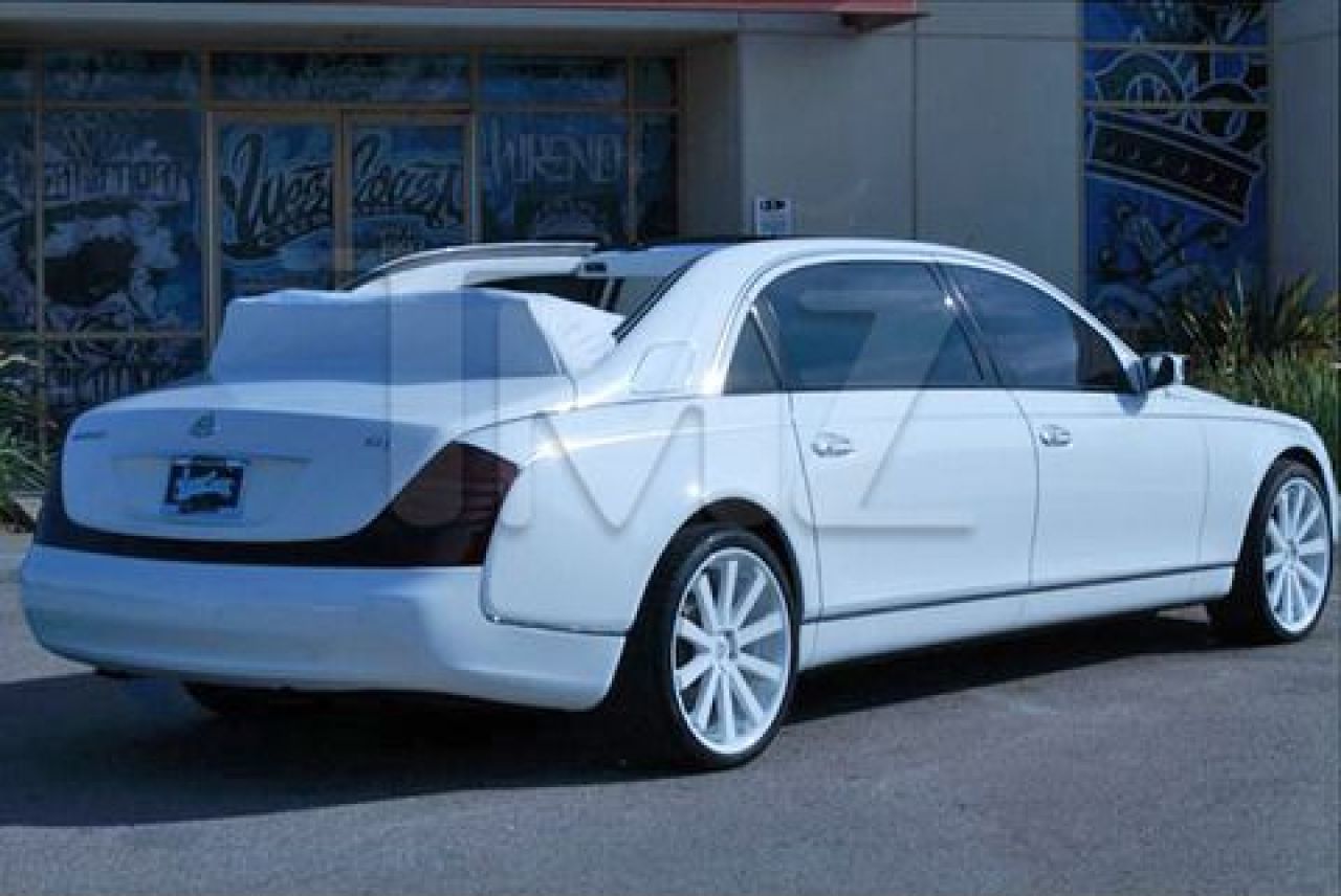 AROGANTA suprema a unui star! Si-a luat un Maybach de 1,3 milioane de dolari si l-a mai TUNAT cu 1 milion! Arata fenomenal: VIDEO_2