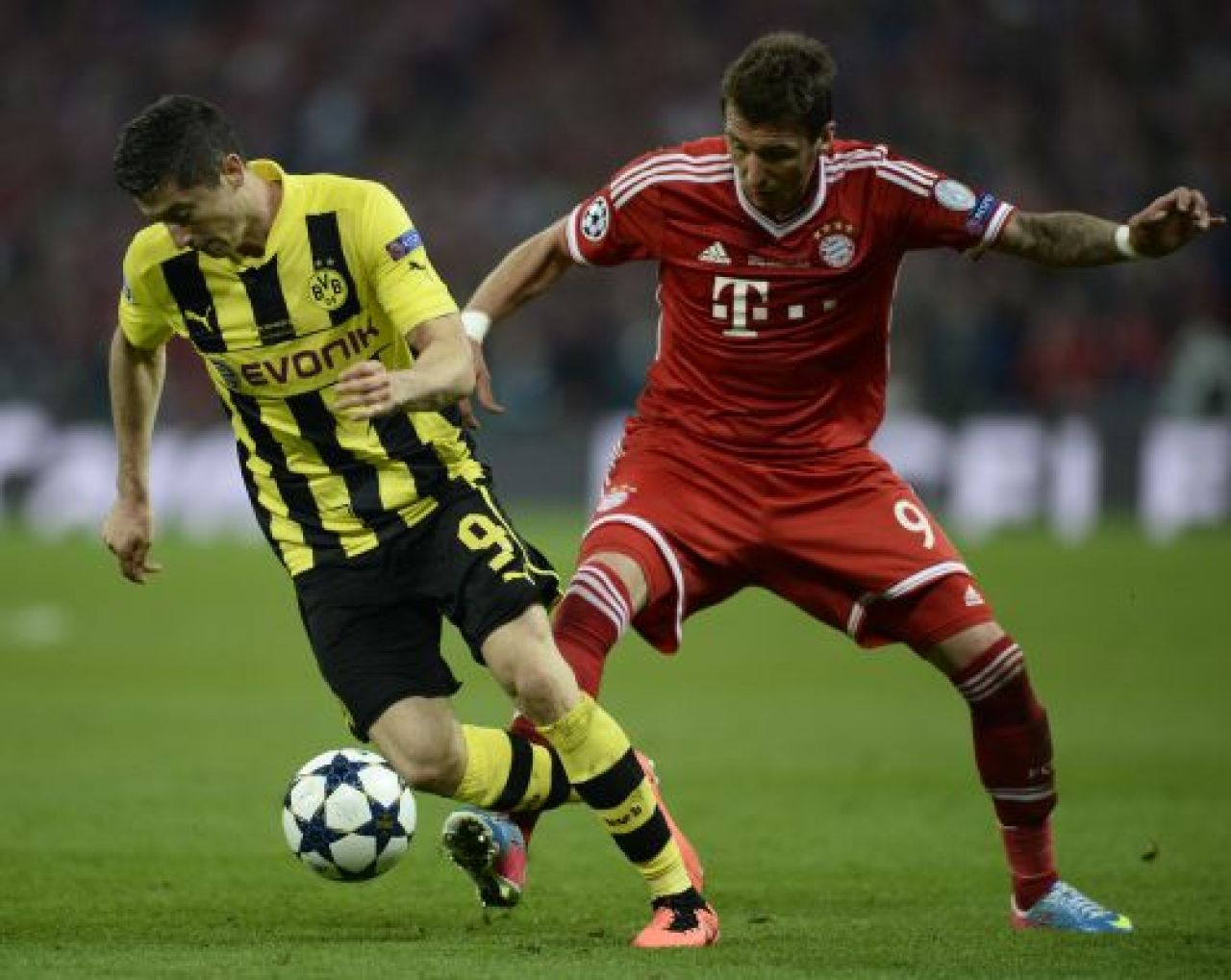 TRANSFER MARKET | Juventus isi VINDE diamantul: