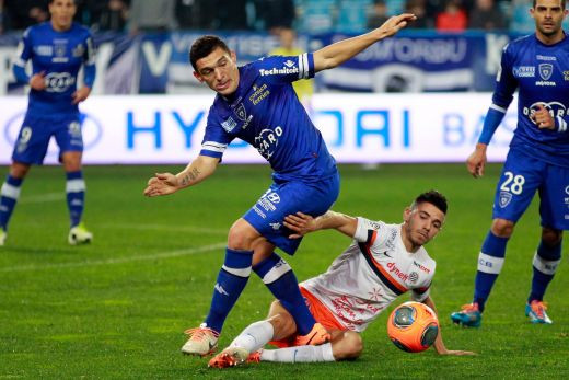 VIDEO: Steaua isi ia atacant cu instinct de KILLER! Keseru, a trecut vizita medicala! Vezi cele mai tari faze din cariera sa: