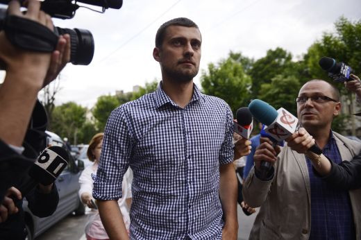 Cine ar fi crezut?! :) Gabi Tamas, aproape de o revenire in Anglia! Romanul e asaltat cu oferte! Unde poate ajunge: