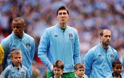 Barca il ajuta pe Pantilimon sa-si gaseasca un loc de titular! Ar putea fi AFACEREA verii 2014! Ce echipa il vrea pe roman: