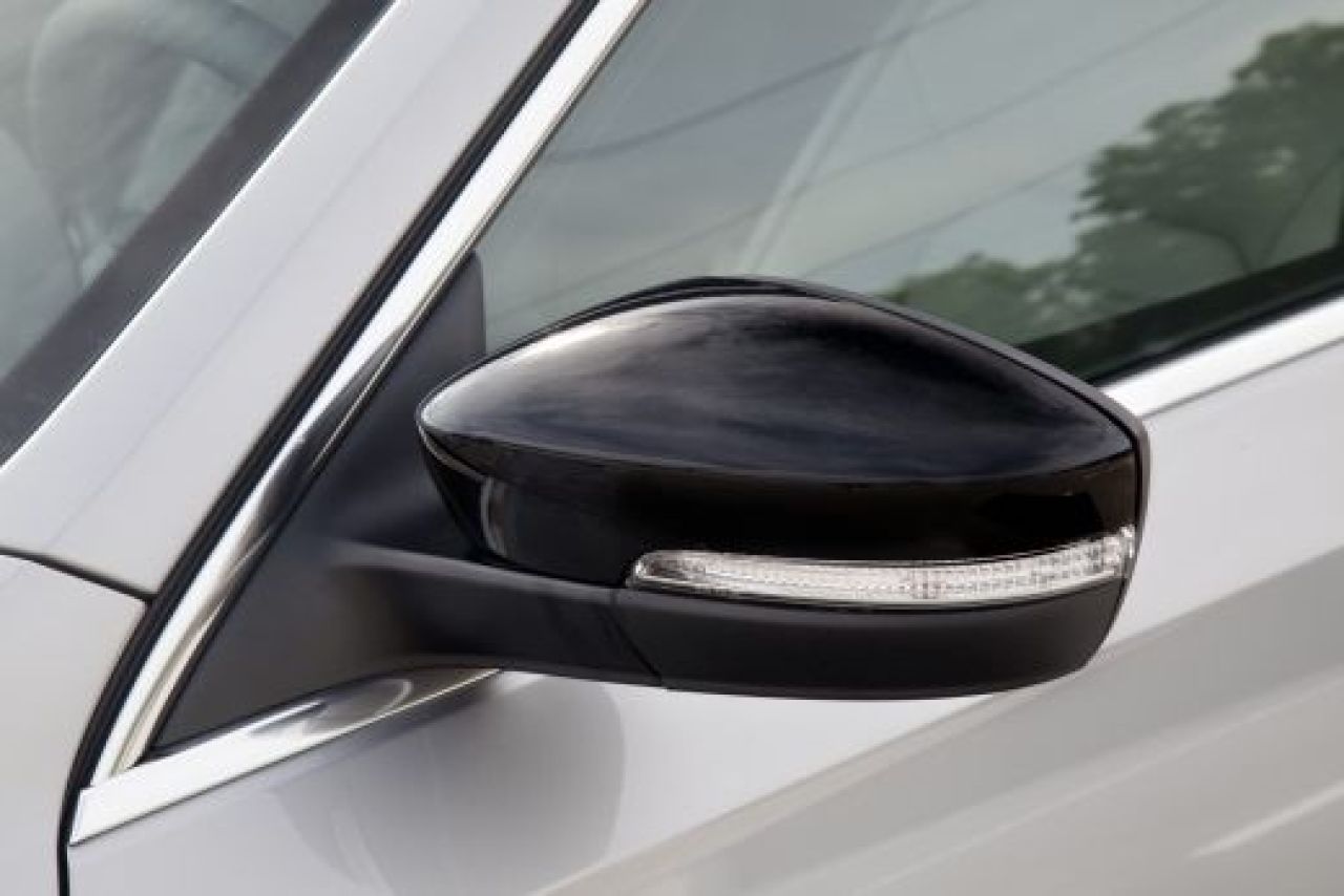 FOTO: Volkswagen a lansat noul Passat SPORT! Limuzina nemteasca primeste mai multi cai putere! Primele imagini_6