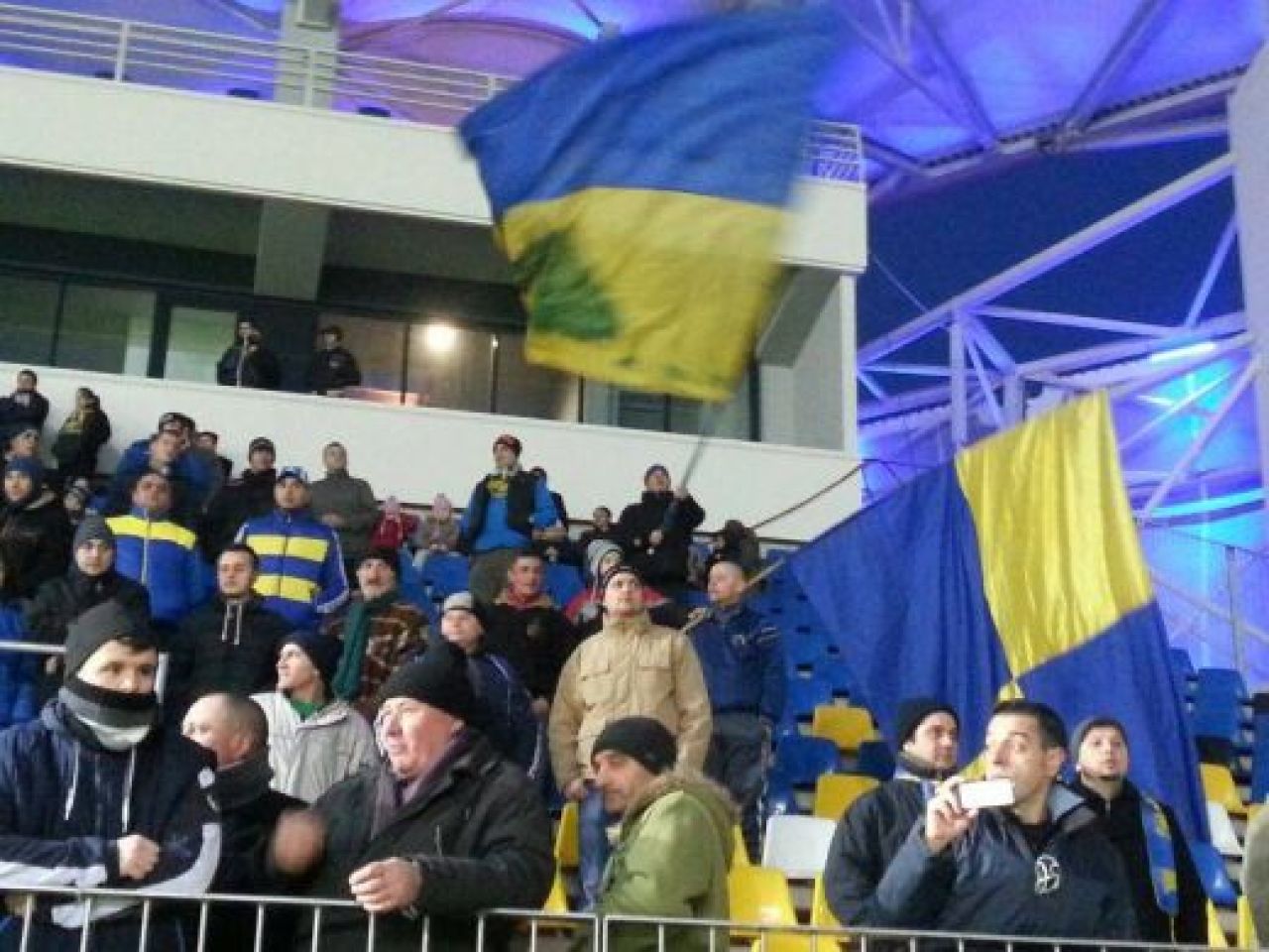 ZI CU MUTU | Mutu a fost chemat sa INJURE Steaua si Dinamo! Ce gest a facut in fata ultrasilor de la Petrolul_7