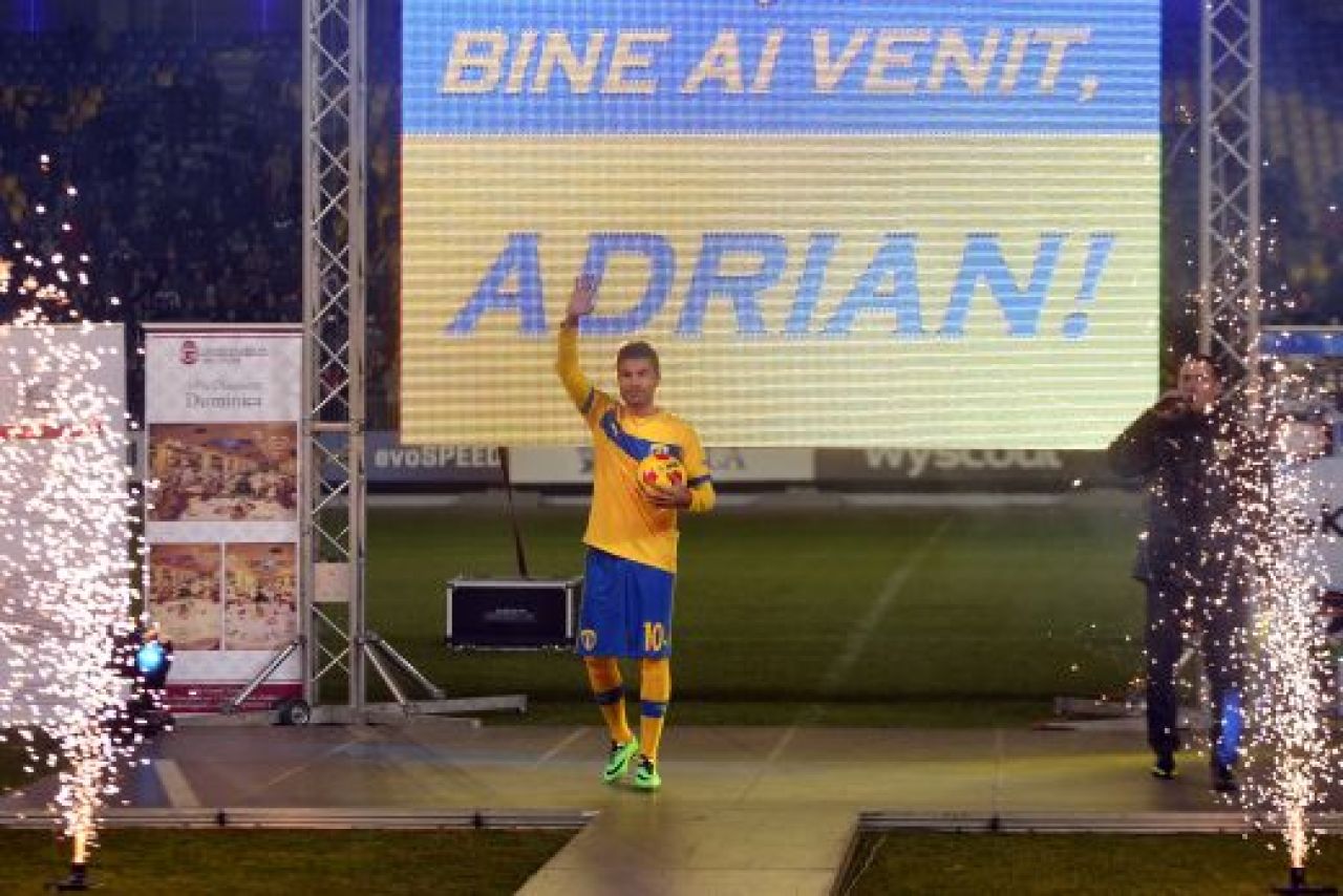 ZI CU MUTU | Mutu a fost chemat sa INJURE Steaua si Dinamo! Ce gest a facut in fata ultrasilor de la Petrolul_16