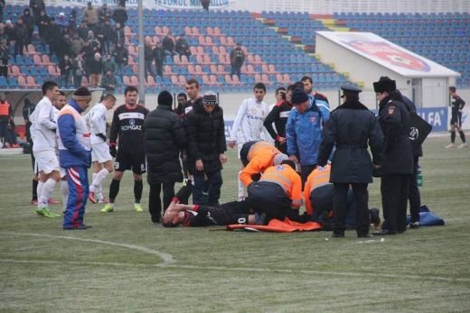 LPF l-a sanctionat pe Ciprian Dinu dupa ce i-a rupt piciorul lui Dan Roman! Cate etape a primit jucatorul! Vezi reactia clubului sau: