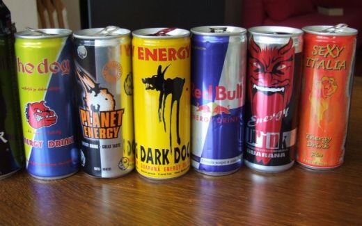 PERICOLUL din energizante! Englezii vor sa le interzica si spun ca ii pot afecta pe sportivi si copii! Ce contin bauturile pe care stelistii le consuma inaintea meciurilor: