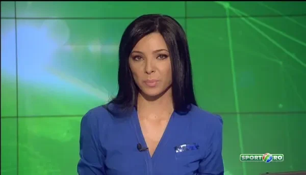 In plina iarna, fanii Rapidului i-au scos din casa pe sefi sa-i intrebe daca echipa scapa de faliment! De ziua indragostitilor, pe 14 februarie, se decide soarta Rapidului!