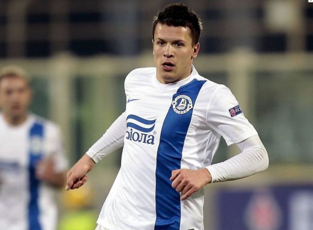 TRANSFER MARKET AMR o zi | Ultimul transfer al lui Ferguson la United a plecat! Inter l-a luat pe Hernanes de la Lazio! Coleg de la Man United pentru Chiriches:_18