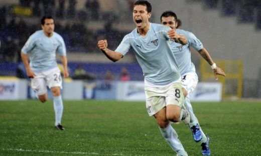 TRANSFER MARKET AMR o zi | Ultimul transfer al lui Ferguson la United a plecat! Inter l-a luat pe Hernanes de la Lazio! Coleg de la Man United pentru Chiriches:_21