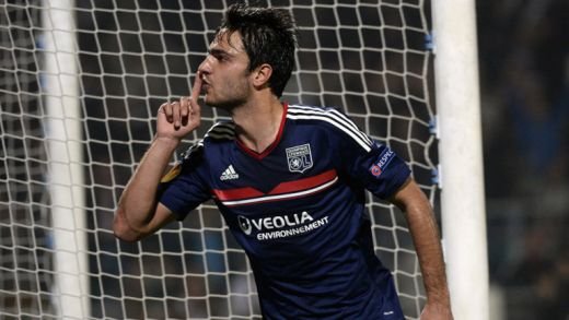 TRANSFER MARKET AMR o zi | Ultimul transfer al lui Ferguson la United a plecat! Inter l-a luat pe Hernanes de la Lazio! Coleg de la Man United pentru Chiriches:_23