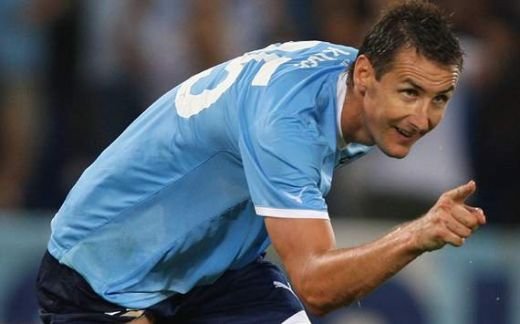 Transfer Market Azi intra banii | Doi jucatori au plecat de la Manchester United | Napoli da 5 mil € pe un roman | Berbatov, la Monaco_7