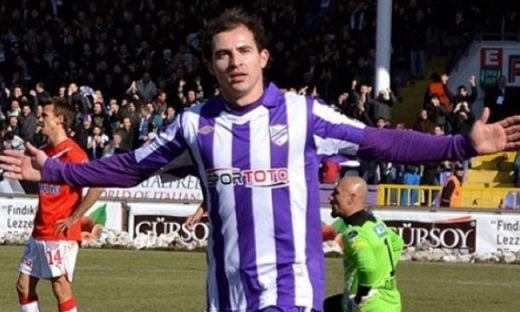 Bogdan Stancu a marcat din nou in Turcia, echipa sa a pierdut cu 1-3! Atacantul nationalei a inscris din penalty!
