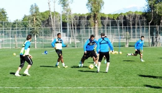 Contra cere TIKI TAKA la Petrolul! Mutu si Zicu, bagati in sedinta: Nu mai accept sa lucrati oricum! Noua tactica pentru titlu: