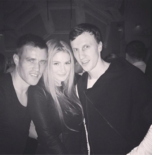 Prima imagine cu Chiriches din clubul in care a baut cu stelistii la Bucuresti! Cu cine apare in poza