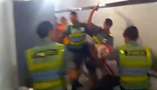 Caz SOCANT in toaleta stadionului! Milioane de fani din toata lumea au reactionat dupa ce au vazut asta! Imagini cumplite