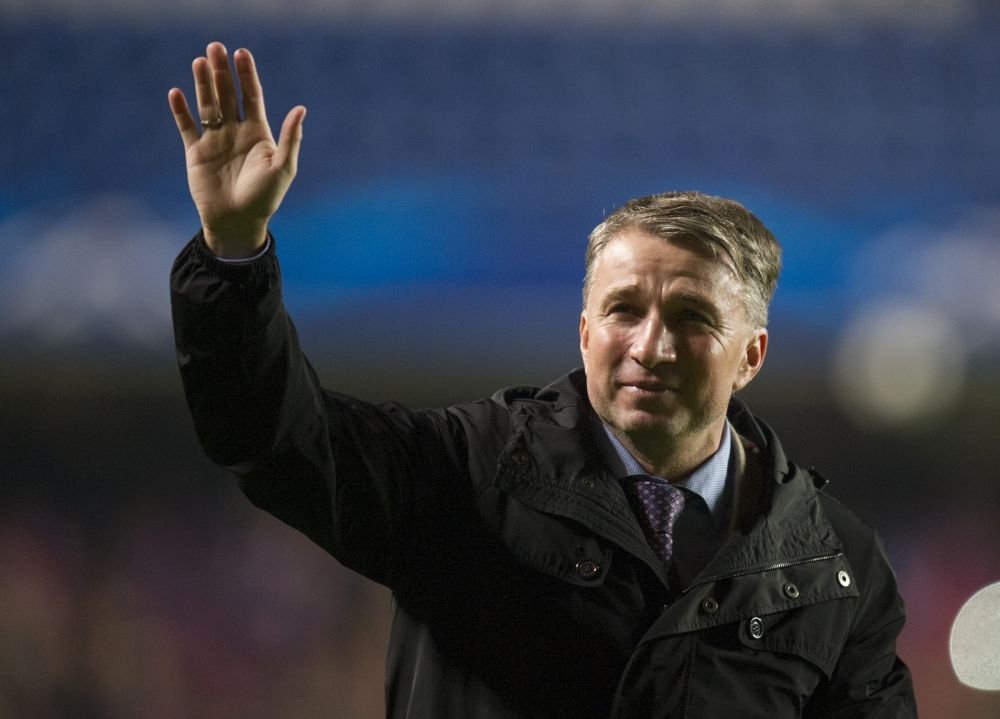Dan Petrescu anticipeaza victoria lui Gica Popescu: "Ceilalti nu pot emite pretentii" SuperDan n-ar refuza nationala: "Mi-as dori sa fiu selectioner intr-o buna zi!"