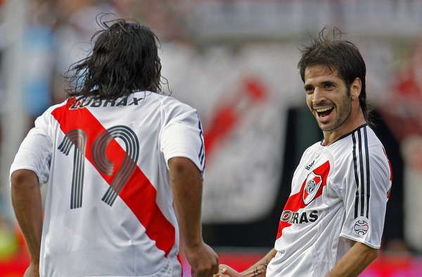 Cale libera pentru Sanmartean! Un jucator care a facut istorie la River Plate vine in Liga 1! A jucat 4 ani cu Falcao: VIDEO