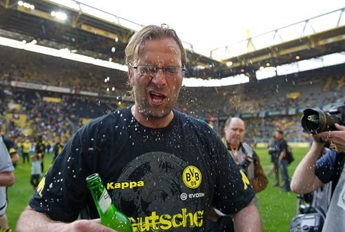 Au facut cea mai mare greseala ca nu s-au uitat in spate! Klopp nu se POATE abtine de la asta! Ce le face vedetelor de la Borussia_3