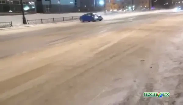 VIDEO S-a intamplat noaptea trecuta! Drifturi necontrolate pe drum public cu un Audi SF! Soferul si-a avariat serios masina: