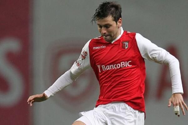 Viitorul lui Rusescu depinde de transferul asta! Pentru Sevilla NU CONTEAZA cate goluri da! Afacerea dupa care scapa definitiv de cosmar