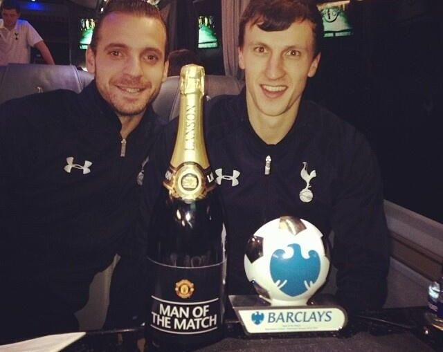 OFICIAL: Vidic pleaca de la Manchester United! 5 motive pentru care Chiriches asteapta transferul vietii dupa 12 luni in Premier League