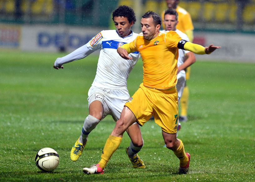 Steaua l-a ASCUNS pe Sanmartean! NIMENI n-a stiut UNDE sa-l gaseasca dupa ce a plecat de la aeroport! Prima fenta a lui Zidane in Ghencea