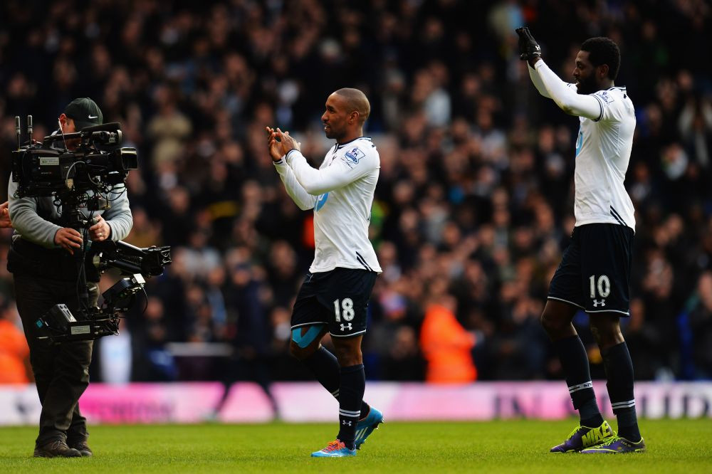 Chiriches, martor la un moment emotionant. Fanii lui Tottenham au plans dupa meciul cu Everton. Si-au luat ADIO de la un idol_2
