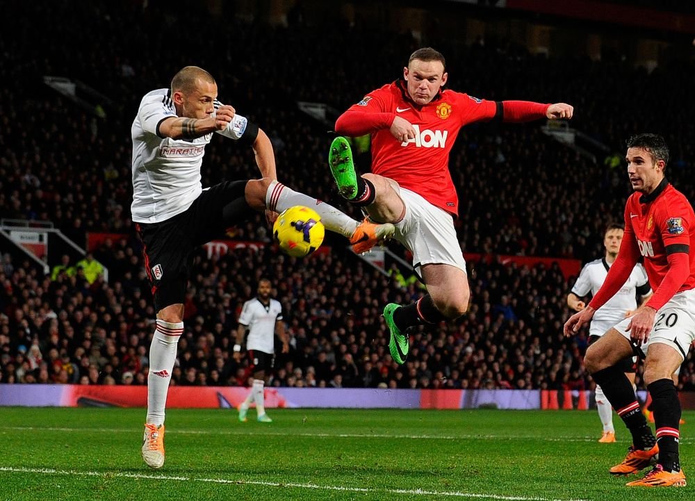 Asta e campioana? Joaca ca o echipa din liga a cincea! United-ul lui Moyes, Rooney si Van Persie, luat in ras si de ultima clasata!