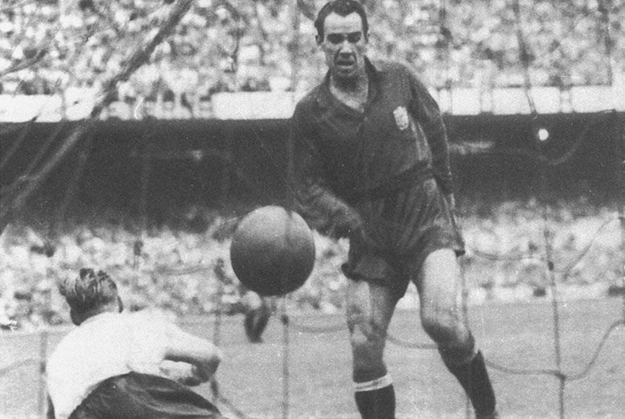 Messi poate fi cel mai tare jucator din istoria Spaniei! E la zeci de ore de cel mai frumos RECORD din viata! Cifrele complete:_3