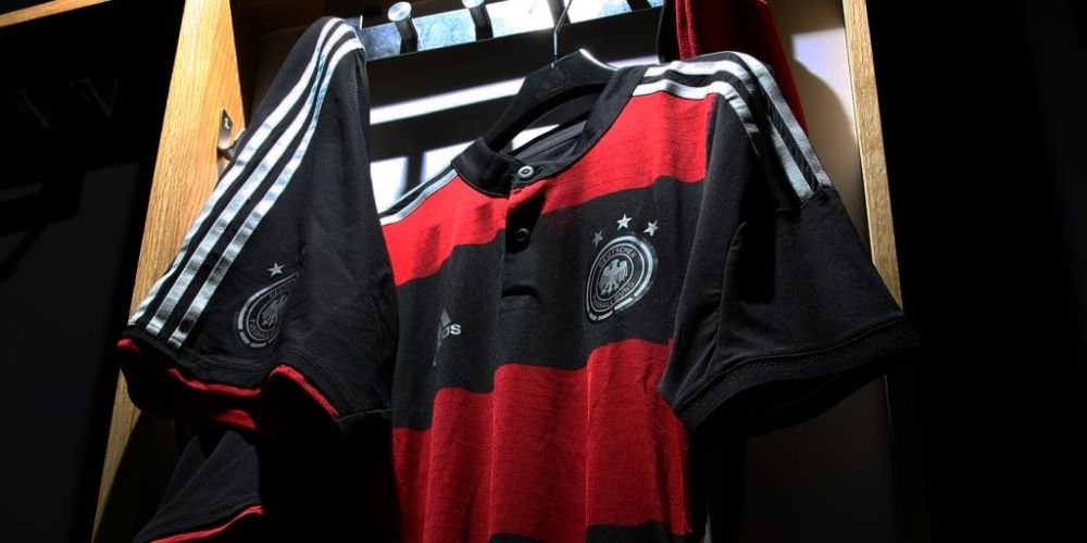 Adidas lanseaza echipamentele care vor scrie istorie in Brazilia! Messi poate sa probeze tricoul pe National Arena. Cum ultimele modele lansate_3
