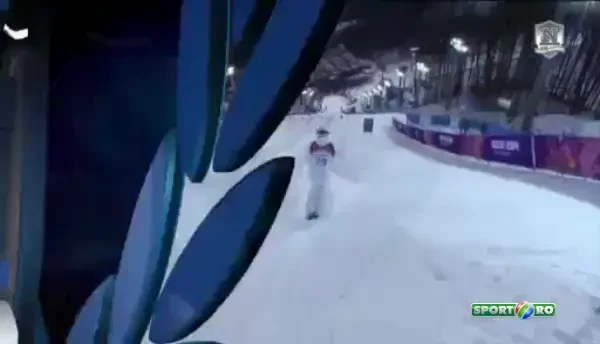 Forta nu e cu ei! Sportivii de la Jocurile Olimpice de Iarna, sabotati de...robotii din Star Wars! SUPER VIDEO :)