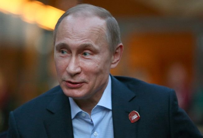 Hai ca VIN sa bem PUTIN :) Vizita neasteptata: Vladimir Putin si-a facut aparitia in tabara delegatiei americane de la Soci! FOTO_3