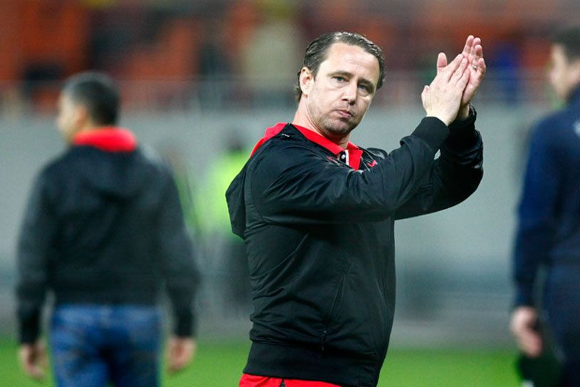 Reghecampf se pregateste sa ia decizia carierei: pleaca sau nu de la Steaua? Lista FINALA a oamenilor care ii trimit CV-ul lui Becali in inchisoare_3