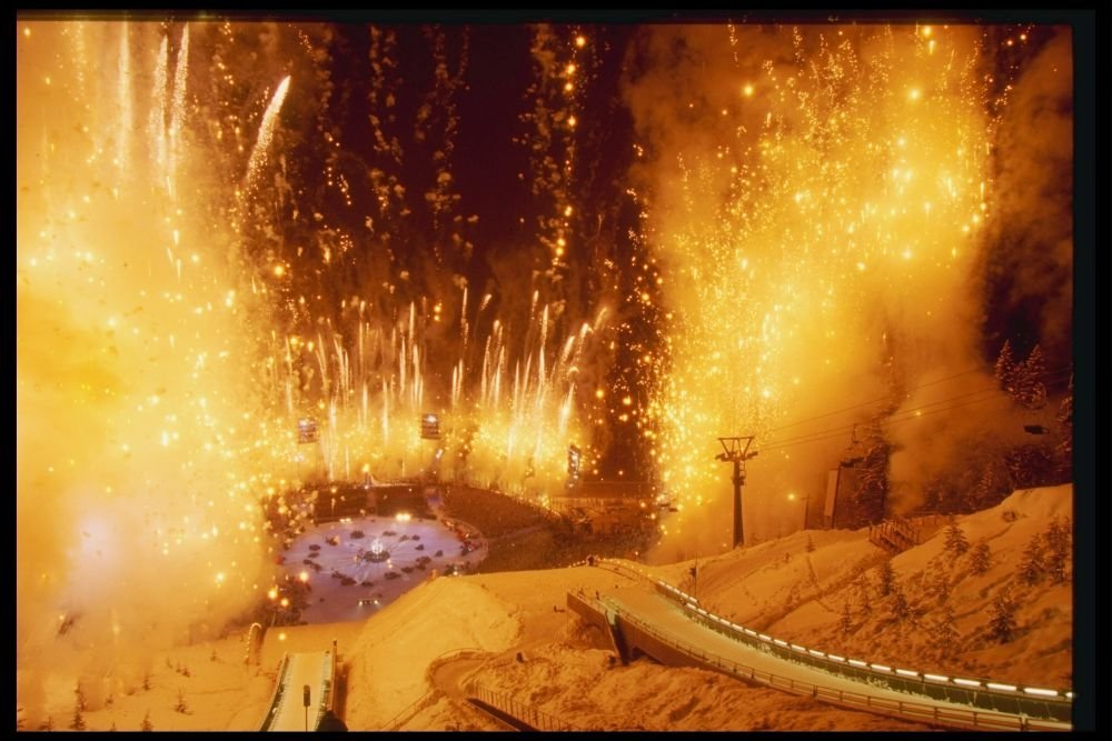 Galerie FOTO: 90 de ani de la primele Jocuri Olimpice de Iarna. O calatorie de la Chamonix la Soci, via Oslo, Calgary, Sapporo! Cum au aratat cele 22 de Olimpiade:_18