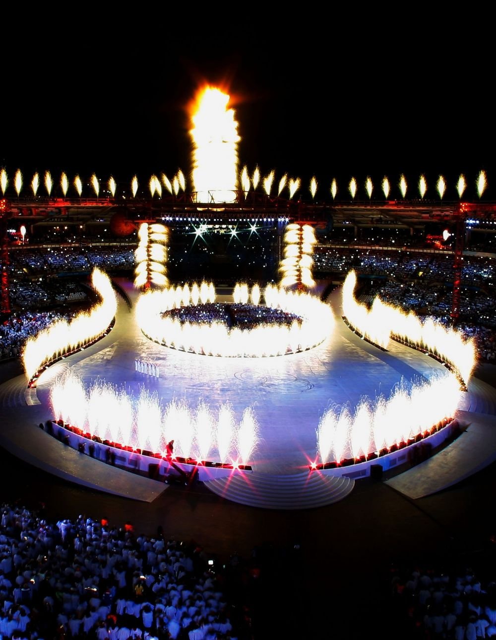 Galerie FOTO: 90 de ani de la primele Jocuri Olimpice de Iarna. O calatorie de la Chamonix la Soci, via Oslo, Calgary, Sapporo! Cum au aratat cele 22 de Olimpiade:_21
