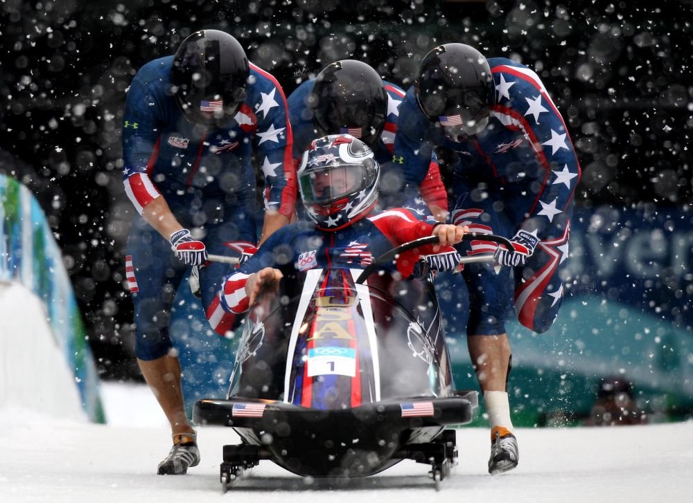 Galerie FOTO: 90 de ani de la primele Jocuri Olimpice de Iarna. O calatorie de la Chamonix la Soci, via Oslo, Calgary, Sapporo! Cum au aratat cele 22 de Olimpiade:_22