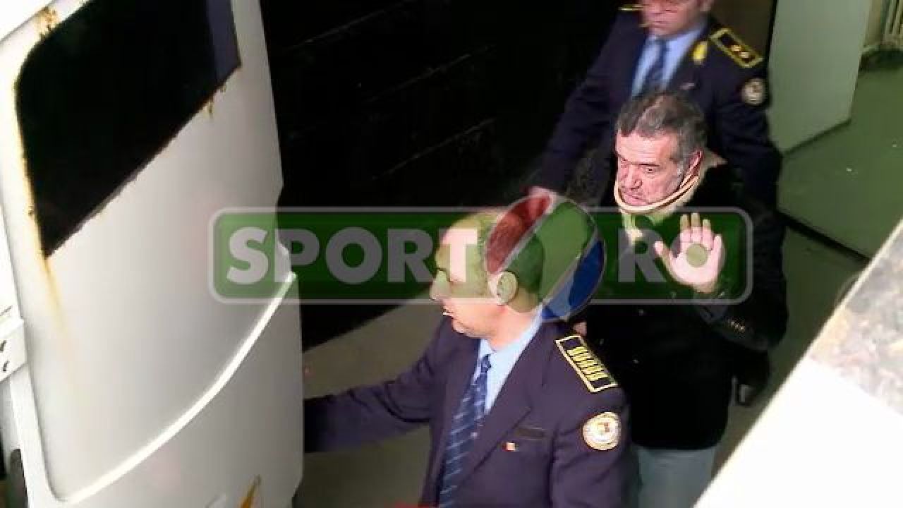 Imaginile transformarii dramatice pentru Becali in inchisoare: