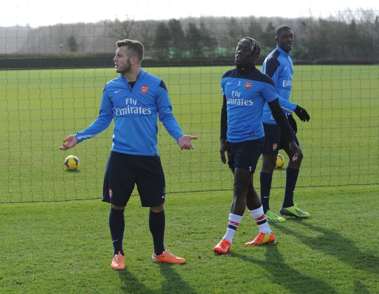 FOTO Incident la antrenamentul lui Arsenal! Jucatorii lui Wenger sunt cu nervii intinsi la maxim! Ce s-a intamplat intre Wilshere si Flamini:_3
