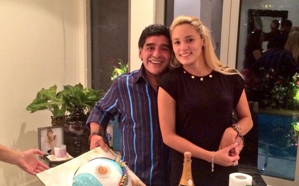 Diego Maradona a innebunit de gelozie! Logodnica sa a flirtat cu un star de la Manchester United. Cum a reactionat vedeta
