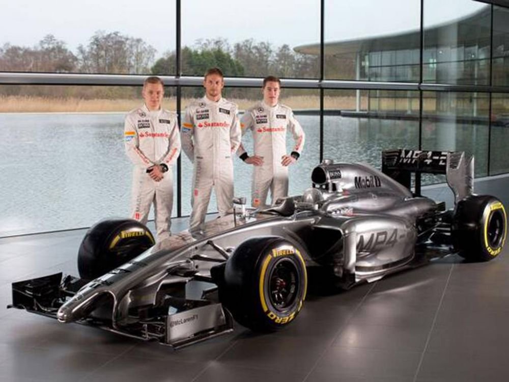 F1 si-a luat nasul la purtare :) Schimbari importante inainte de startul sezonului! Cum arata monoposturile dupa noile reguli FIA! GALERIE FOTO_3
