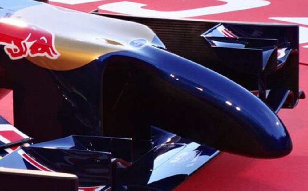 F1 si-a luat nasul la purtare :) Schimbari importante inainte de startul sezonului! Cum arata monoposturile dupa noile reguli FIA! GALERIE FOTO_6