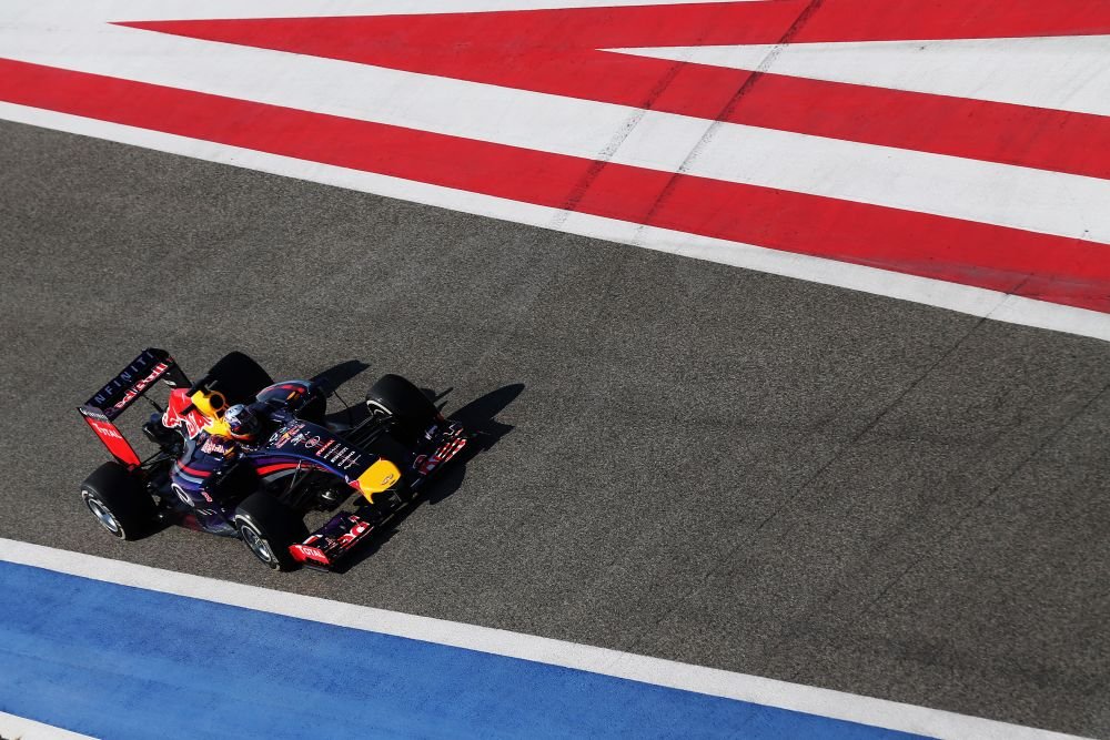 F1 si-a luat nasul la purtare :) Schimbari importante inainte de startul sezonului! Cum arata monoposturile dupa noile reguli FIA! GALERIE FOTO_12