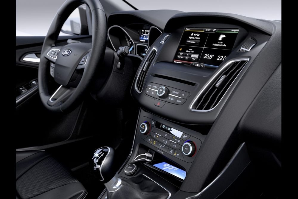 Asa arata noul Ford Focus. Galerie foto cu toate schimbarile facute de americani:_10