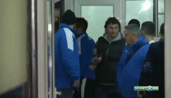 El este bodyguardul lui Mutu la Petrolul! Cum a ajuns Briliantul singurul jucator din Romania care face asta in autocarul echipei