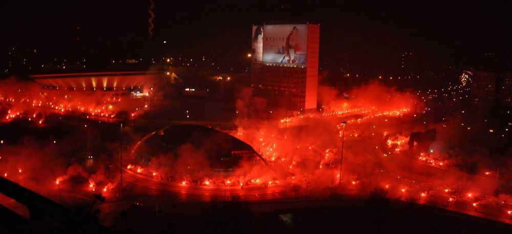 Spectacol, nu razboi! Imagini incredibile de la sarbatoarea ultrasilor din Polonia! VIDEO & FOTO_2