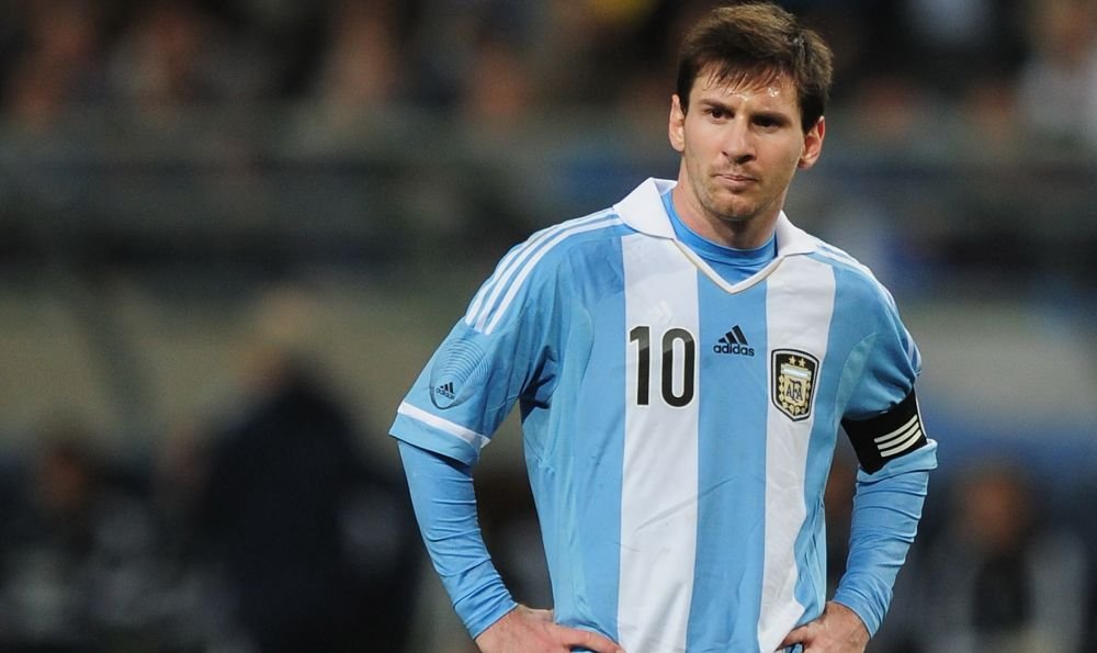 Messi a refuzat apartamentul in care a stat Lady Gaga in hotelul lui George Copos! De ce, vedeti diseara in jurnalul Sport ProTV, 20.00!
