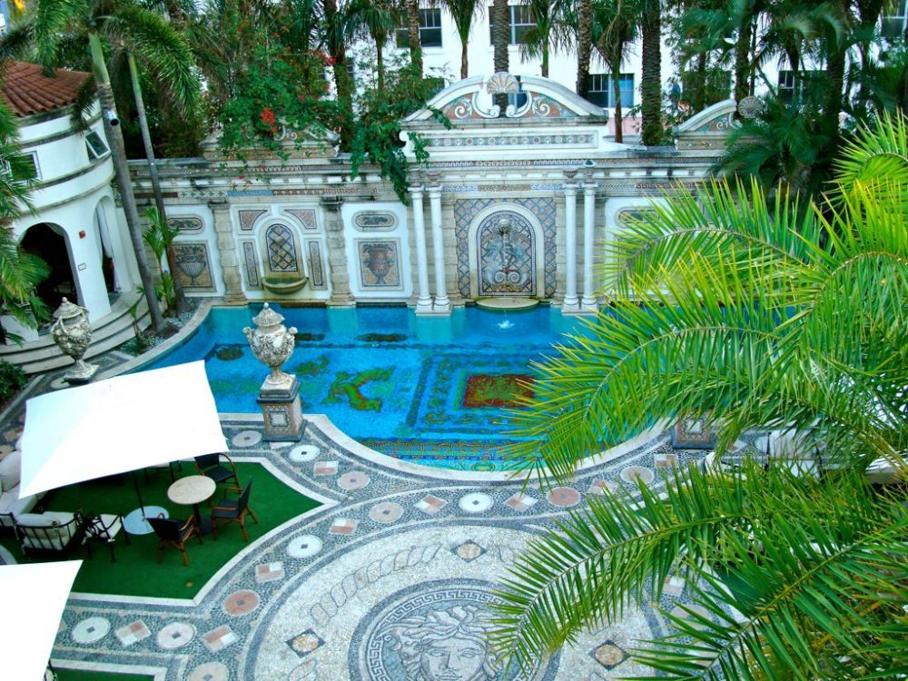 Beckham a dat $60.000.000 pe casa in care va sta in Miami! Vila are o istorie macabra - vezi ce vedeta a fost asasinata in ea!_4