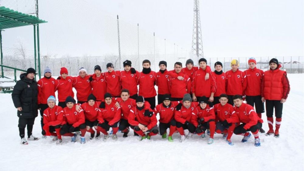 FOOTBALL FACTORY: New Dinamo vs. NO Dinamo: 